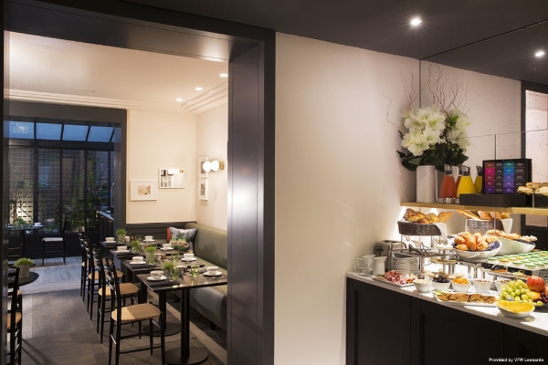 Hotel le Marianne (Paris)